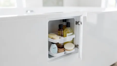 Panel do wanny ze schowkiem